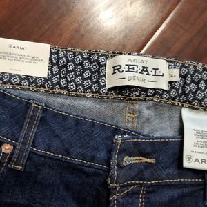 Ariat flare blue jeans 34/34 NWT